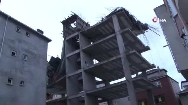 Tuzla�da İnşaat Halindeki Binanın 2 Katı Çöktü Haberler 3. Sayfa