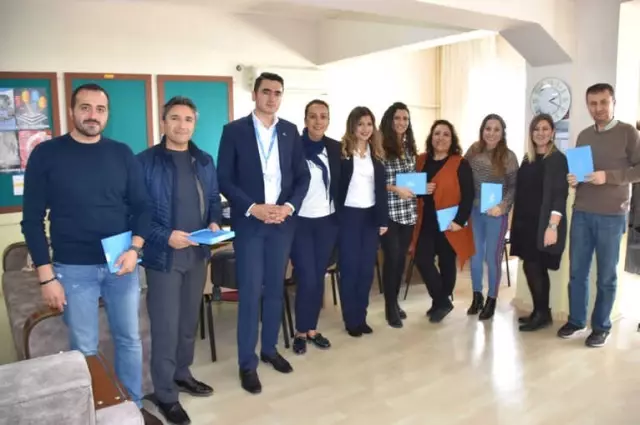 Aliağa'daki Tüm Öğretmenlere Hediye Seti