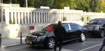 Cumhurbaşkanı Erdoğan, Annesi Tenzile ile Babası Ahmet Erdoğan'ın Mezarlarını Ziyaret Etti