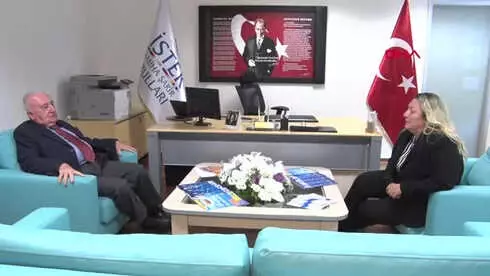 İstanbul Üç Farklı Kuşak Aynı Okulda İstanbul Üç Farklı Kuşak Aynı Okulda