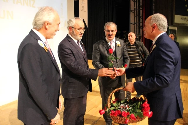 Kütahya'da 'Peygamberimiz ve Gençlik' Konulu Konferans Haberler