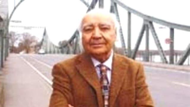 Oto Tamircisiyken Ajan Olan Adam Hikayesiyle Ağızları Açık Bıraktı