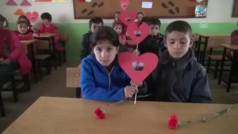 Seni Unutmadık Necmettin Öğretmen