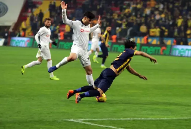 Beşiktaş İlk Yarıda 3'ledi