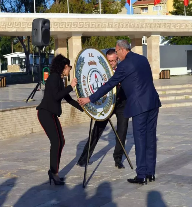 Didim'de 24 Kasım Öğretmenler Günü Kutlandı Didim'de 24 Kasım Öğretmenler Günü Kutlandı
