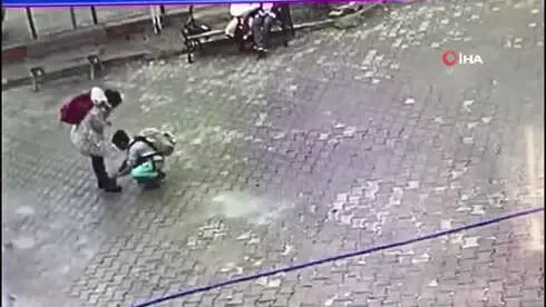 Öğrenciden Duygulandıran Hareket Kamerada Öğrenciden Duygulandıran Hareket Kamerada