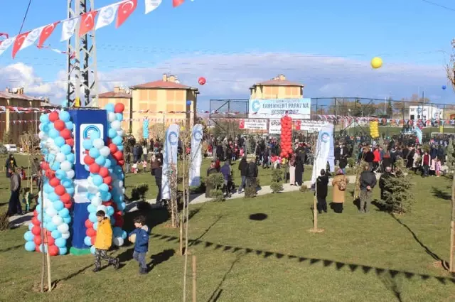 Edremit Erdemkent Parkı Hizmete Açıldı