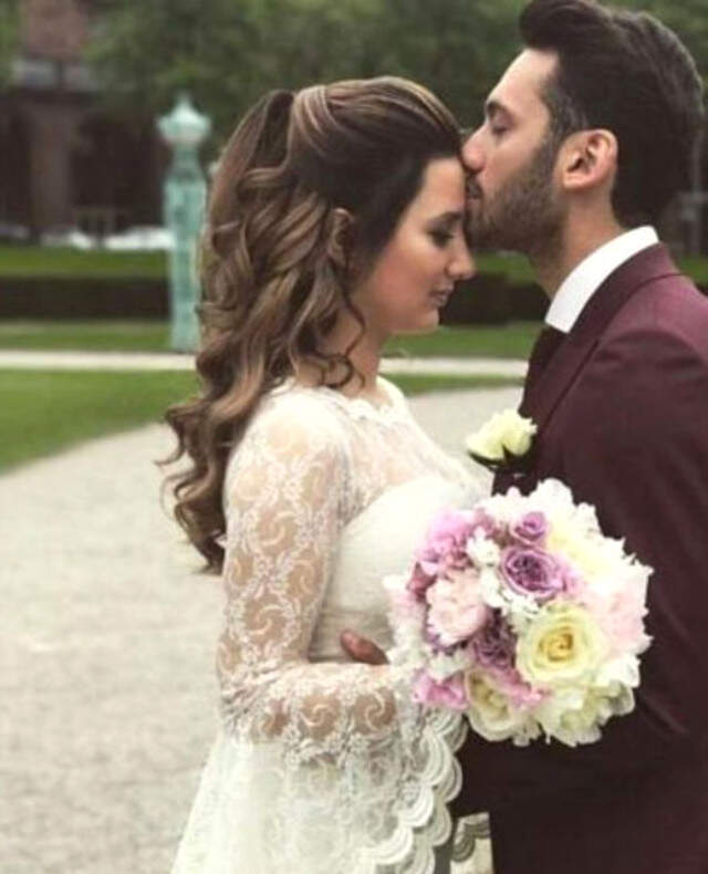 Hakan Çalhanoğlu ve Barıştığı Eşi Sinem Çalhanoğlu Aynı Karede