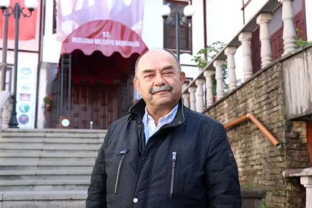 Mudurnu�da Yapımı Başlı Kalan Şato Tipi Evler Tartışma Konusu Oldu