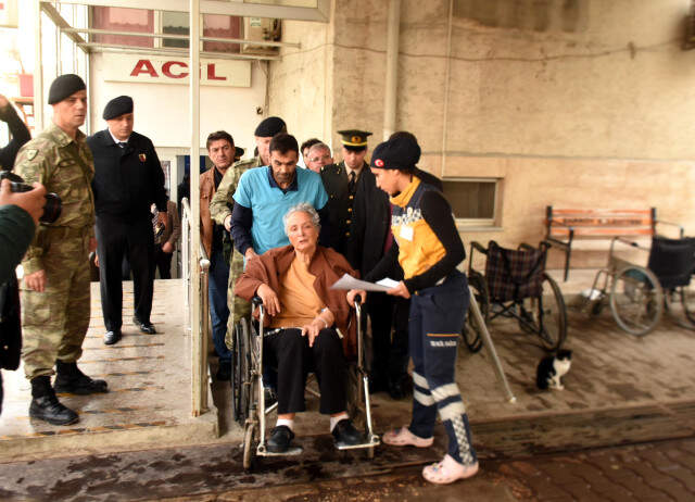 Sancaktepe'deki Helikopter Faciasında Şehit Olan Askerlerimizin Aileleri Acı Haber Karşısında Yıkıldı