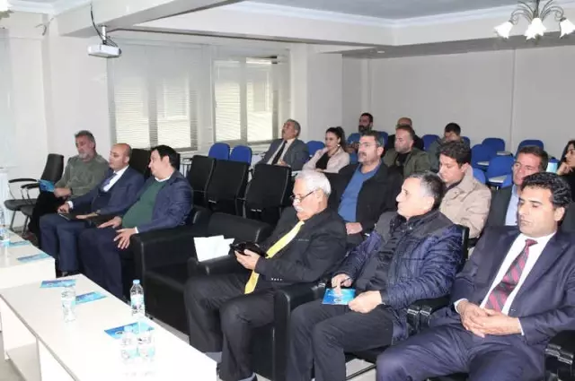 Tunceli'de 'Milli Teknoloji, Güçlü Sanayi Hamlesi' Toplantısı Tunceli'de 'Milli Teknoloji, Güçlü Sanayi Hamlesi' Toplantısı