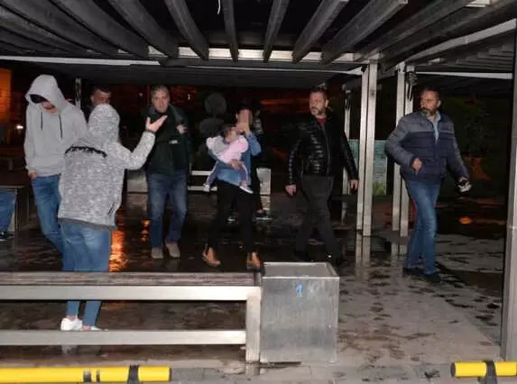 Bebeğini Satmak İsteyen 16 Yaşındaki Annenin İfadesi Ortaya Çıktı Bebeğini Satmak İsteyen 16 Yaşındaki Annenin İfadesi Ortaya Çıktı