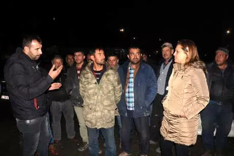 Afyonkarahisarlı Pancar Üreticisi Fabrika Önünde Kuyruk Oluşturdu