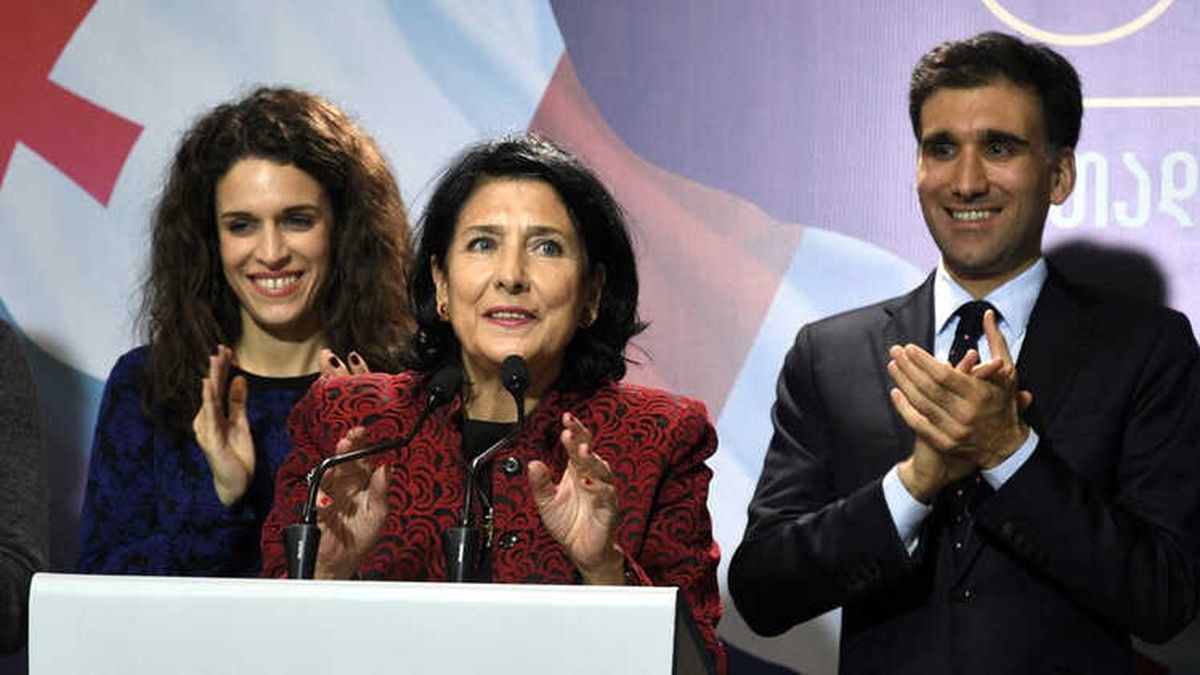 Salome Zurabişvili Gürcistan'ın İlk Kadın Cumhurbaşkanı Oldu