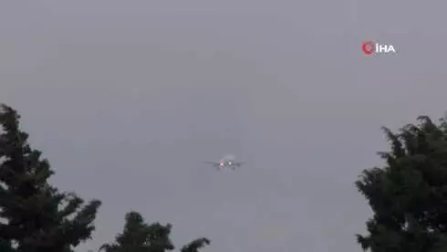 İstanbul'da Etkili Olan Fırtına Uçaklara Zor Anlar Yaşattı. İstanbul'da Etkili Olan Fırtına Uçaklara Zor Anlar Yaşattı.