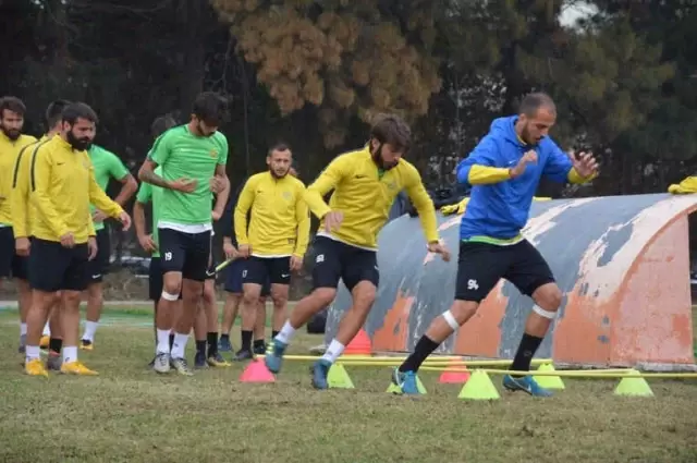 Lider Aliağaspor, Çayırovaspor'u Konuk Edecek