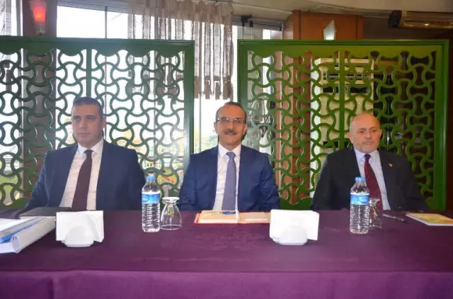 Vali Yavuz: 'Sel Sonrası Mağduriyetler Gideriliyor' Vali Yavuz: 'Sel Sonrası Mağduriyetler Gideriliyor'