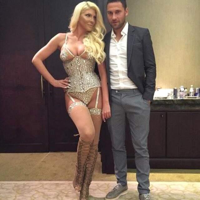 Dusko Tosic ile Jelena Karleusa, Beşiktaş-Galatasaray Derbisini İzlemek İçin Türkiye'ye Geliyor