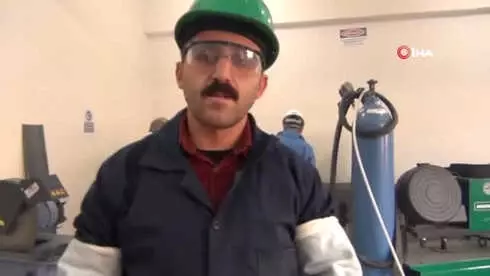 Hakkari'de Doğalgaz Meslek Elemanı Yetiştiriliyor Hakkari'de Doğalgaz Meslek Elemanı Yetiştiriliyor