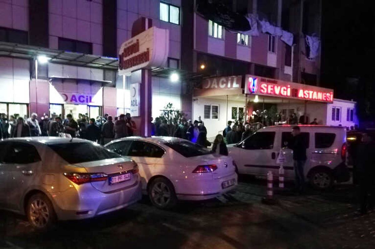 Hastanede Silahlı Kavga: 4 Yaralı