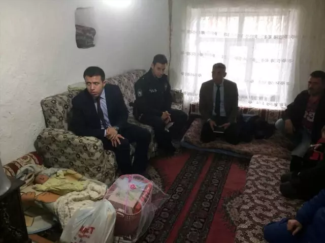 Kaymakam Yurdagül'den, Yeni Doğan Bebeklere Ziyaret