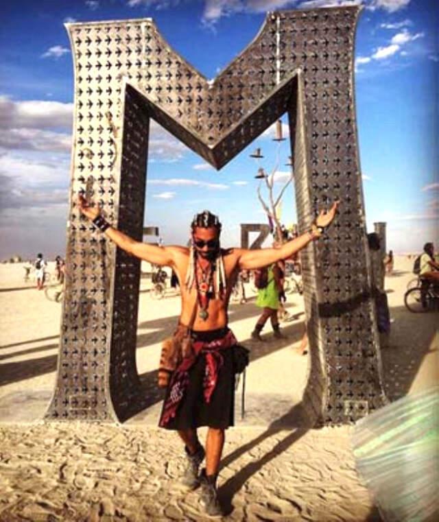 Şeyma Subaşı, Survivor Yarışmacısıyla Yaptığı Fotoğrafı Sildi