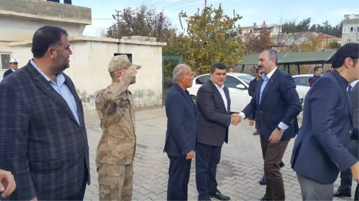 Adalet Bakanı Gül'den Taziye Ziyareti