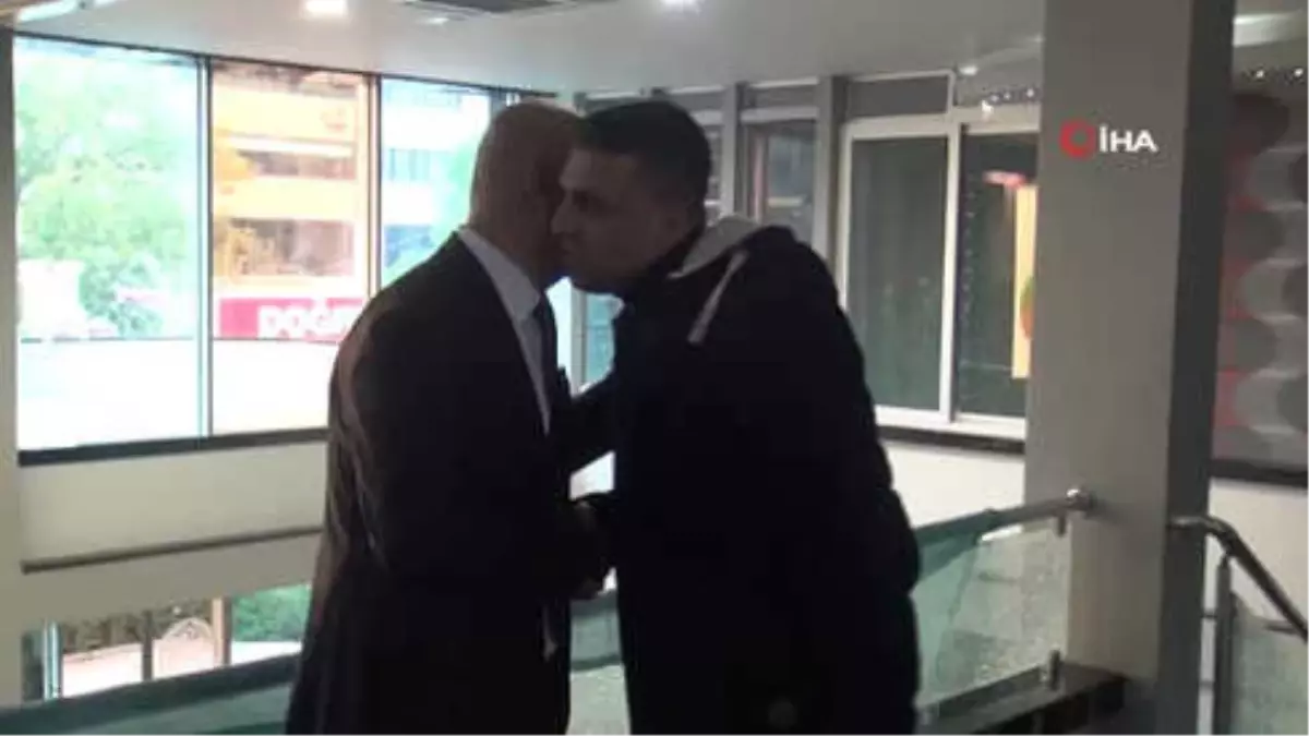AK Parti'li Siyasetçi İdris Avşar, MHP'den Aday Adayı Oldu
