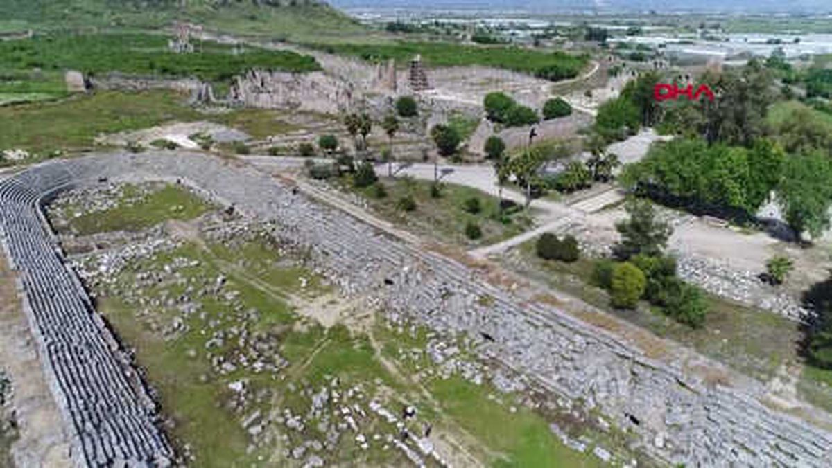 Antalya Perge'deki 9 Eserin Restorasyonu İçin Sponsor Aranıyor
