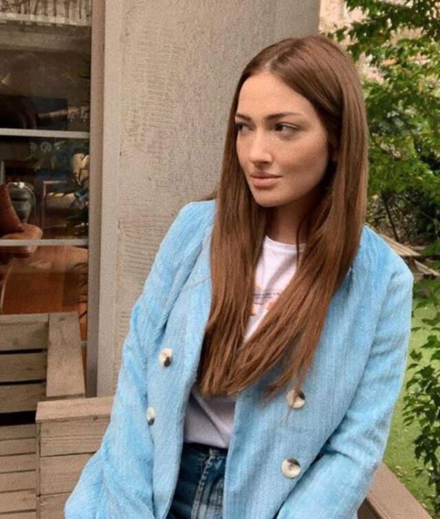 Danla Bilic Takipçilerine Seslendi: Bana Sahip Çıkın