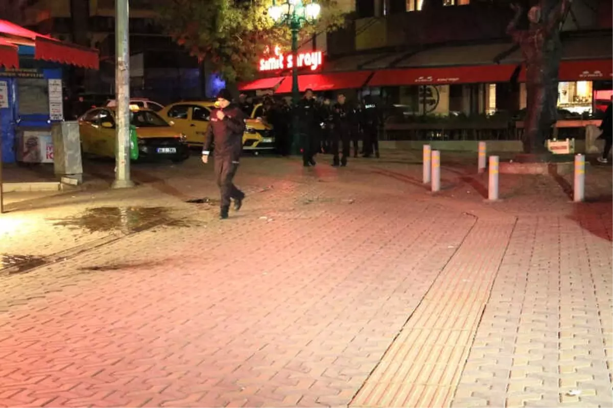 Eğlence Mekanlarında Çıkan Kavgalar Kanlı Bitti: 6 Yaralı