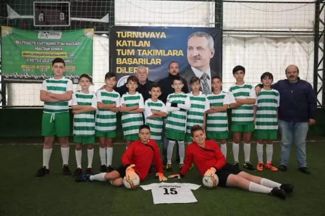 Minikler Futbol Turnuvası Başladı Minikler Futbol Turnuvası Başladı