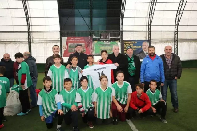 Minikler Futbol Turnuvası Başladı Minikler Futbol Turnuvası Başladı