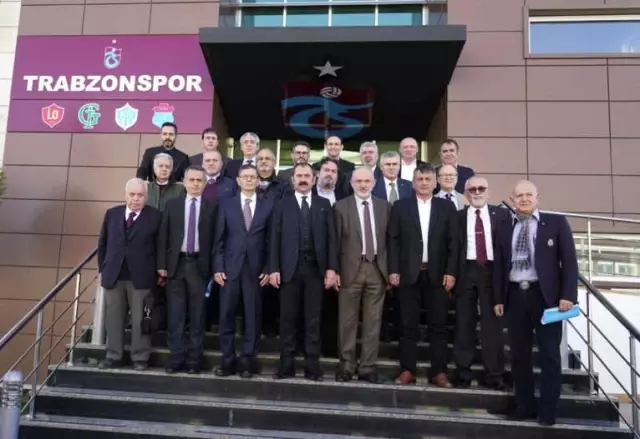Trabzonspor Yönetim Kurulu ve Kurullar Mazbatalarını Aldı