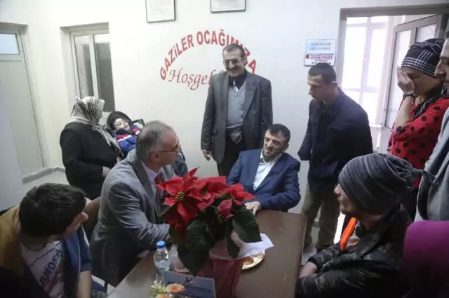 Başkan Yılmazer, Engelliler Gününü Kutladı