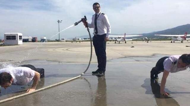 Eğitim Uçuşunda Hayatını Kaybeden kaptan Adayının, İlk Uçuşu Sonrası Yaptığı Kutlama Görüntüleri alana Çıktı