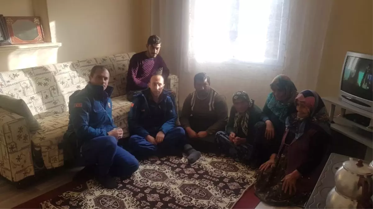 Jandarma�dan Engellilere Anlamlı Ziyaret Haberler