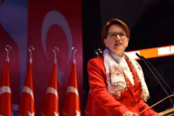 Meral Akşener, İsmail Kahraman'a Hakaret Davasından Beraat Etti
