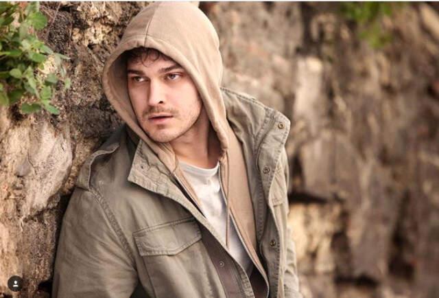 Netflix'ten Çağatay Ulusoy'un Başrolünde Olduğu The Protector'a 2'inci Sezon İçin Onayı