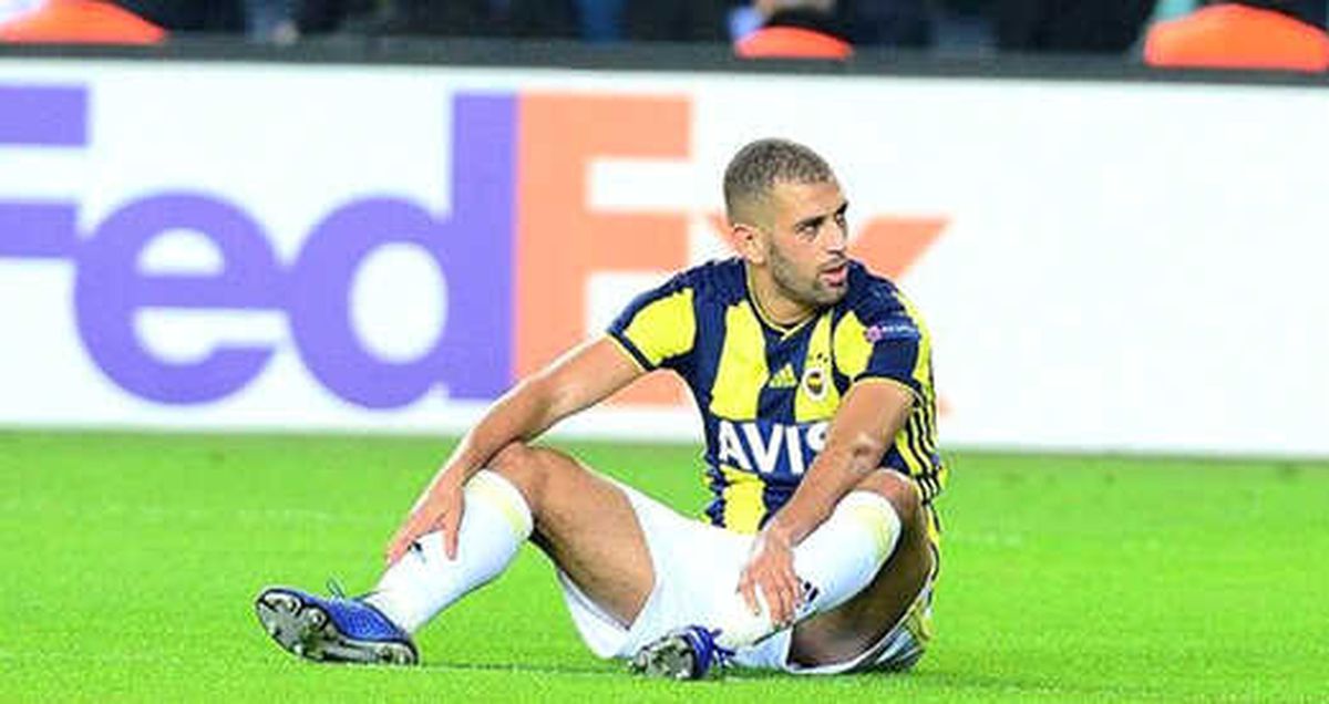 Fenerbahçe'de Beklentileri Karşılayamayan Islam Slimani, Cezayir'de Gündem Oldu