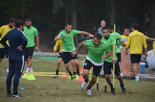 Lider Aliağaspor, Derince Deplasmanına Hazırlanıyor