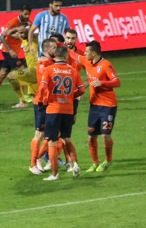 Ziraat Türkiye Kupası: Adana Demirspor: 1 - Medipol Başakşehir: 1 Ziraat Türkiye Kupası: Adana Demirspor: 1 - Medipol Başakşehir: 1
