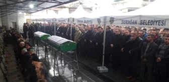 Adaylık Başvurusuna Giderken Kazada Ölen MHP'liler Toprağa Verildi