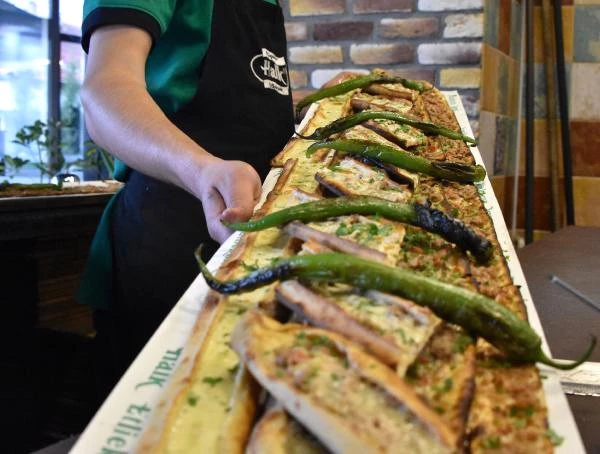 Etli Ekmek, 800 Yıldır Konya'da Üretiliyor Haberler