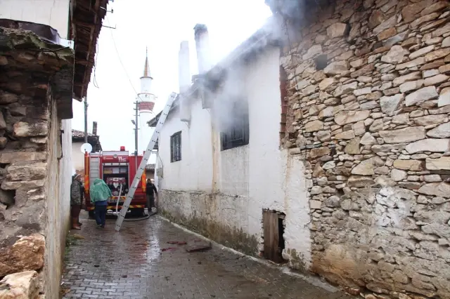 Kula�da Ev Yangını haberi fotografı, fotografları