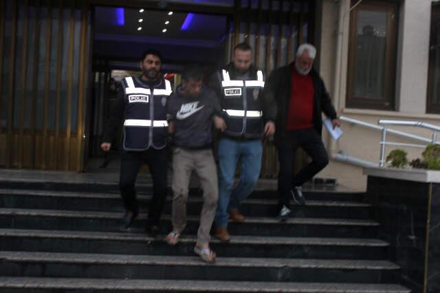 'Merdivenden Düştü' Dedikleri 2,5 Yaşındaki Bebeği Döve Döve Öldürmüşler!