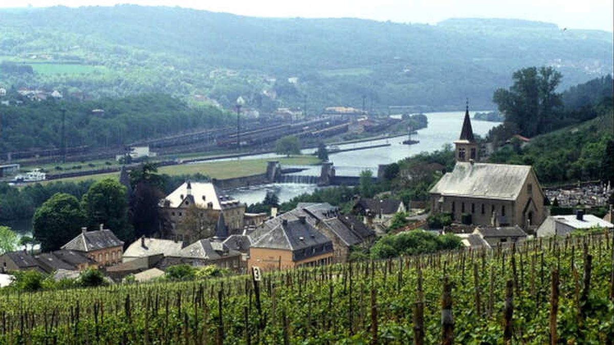 Schengen: Avrupa'da Seyahati Değiştiren Köy