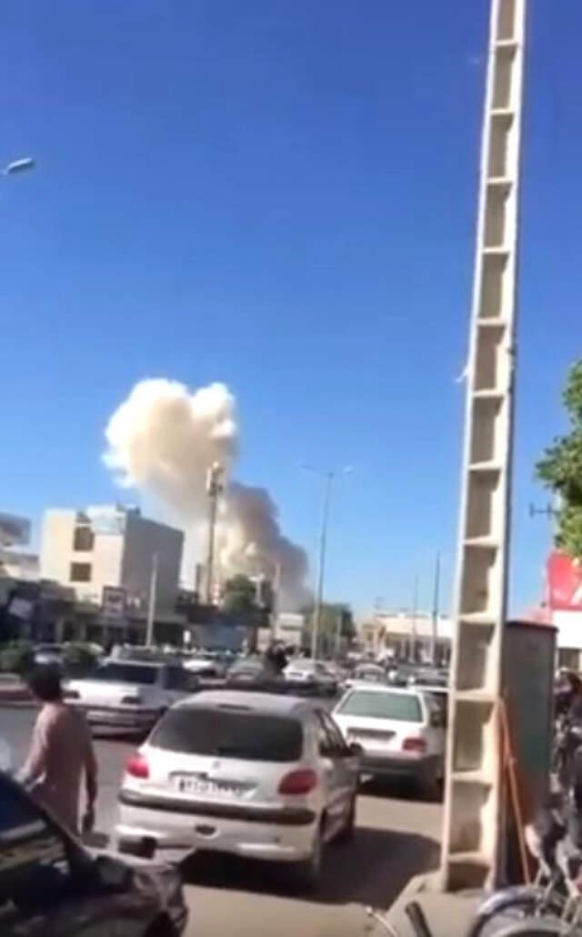 Son Dakika! İran'da Bomba Yüklü Araçla Saldırı! Ölü ve Yaralılar Var