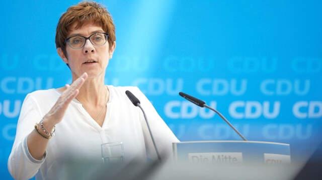 Annegret Kramp-Karrenbauer Kimdir?