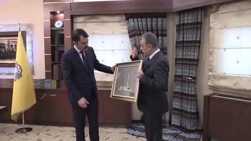 Bakan Kurum, 'Sanat Ocağı Mevlevihane' Sergisini Gezdi Bakan Kurum, 'Sanat Ocağı Mevlevihane' Sergisini Gezdi